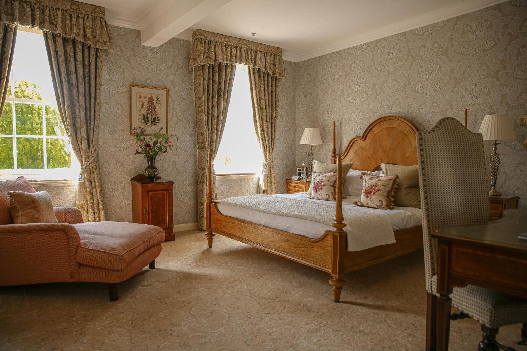 Lucknam Park Hotel كيبنهام المظهر الخارجي الصورة